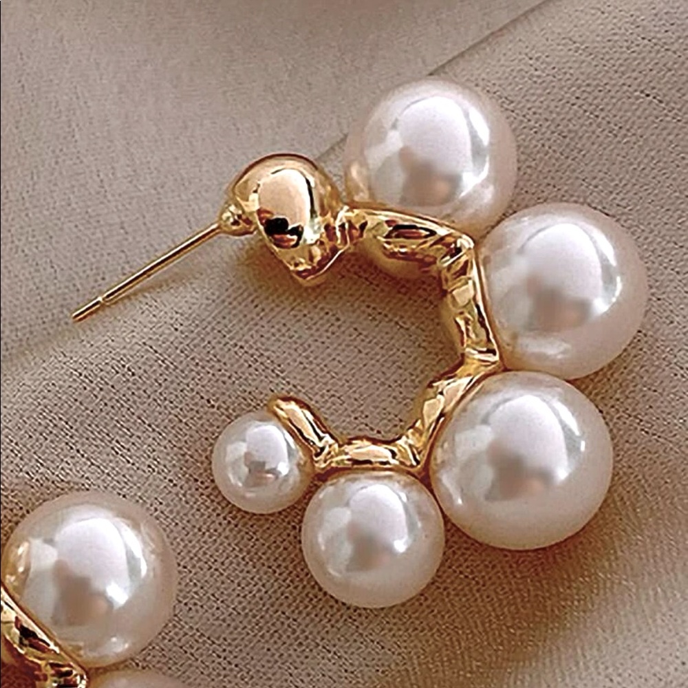 Faux Bold Hoop Pearl Earrings - Picture 2 of 11